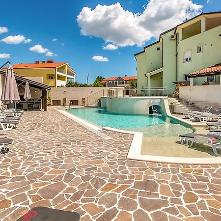 Awesome In With Wi-fi Apartment *